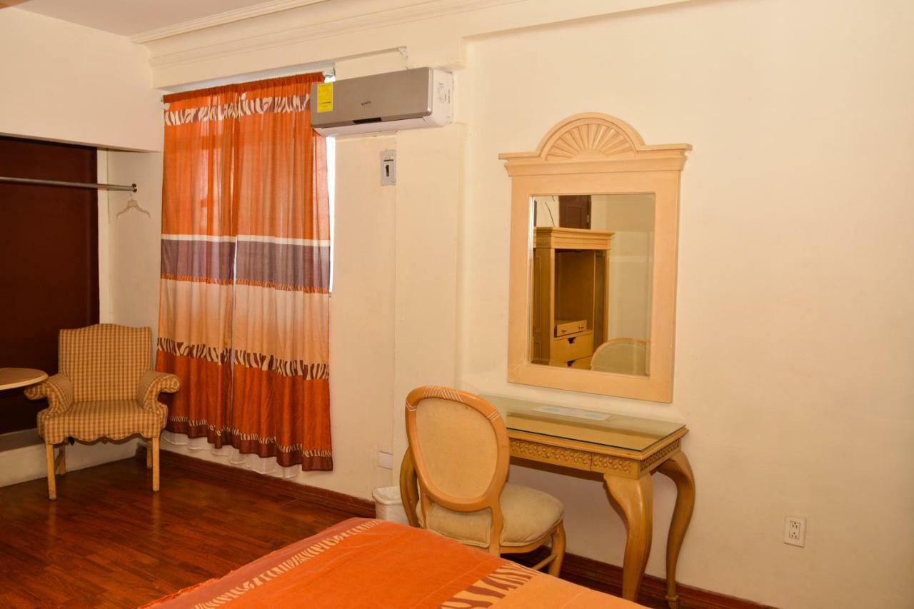 Hotel Baeza Delicias Exterior photo